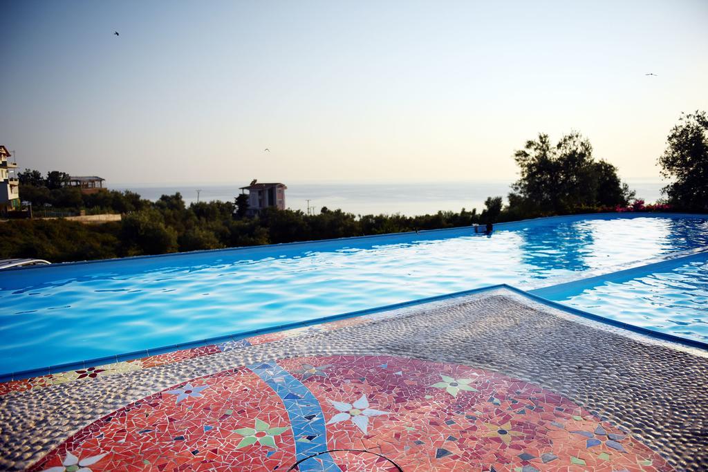 The Olive Terrace Apartments Palase Екстер'єр фото